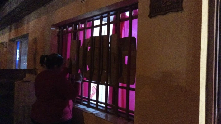 Tras la muerte de Rodrigo, en el Barrio Rotary 23  la policía cierra el ingreso y los vecinos blindan las ventanas