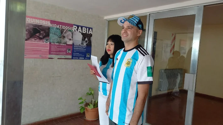 Juraron casarse si Argentina ganaba el mundial, y hoy cumplieron su promesa
