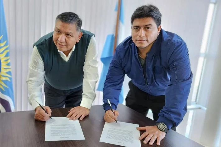 Juntos por el Cambio cierra alianzas en Chubut con un petrolero aliado de Claudio Vidal, que también tiende puentes con la oposición en Santa Cruz