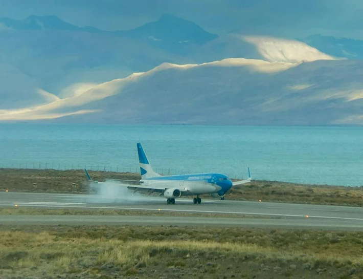 A partir del 04 de octubre Aerolíneas Argentinas reanuda los vuelos entre El Calafate y Bariloche